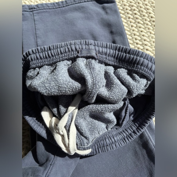 Brandy Melville sweatpants - Picture 4 of 5